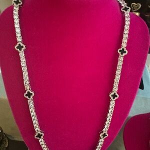 Elegant Silver and Black Clover Necklace